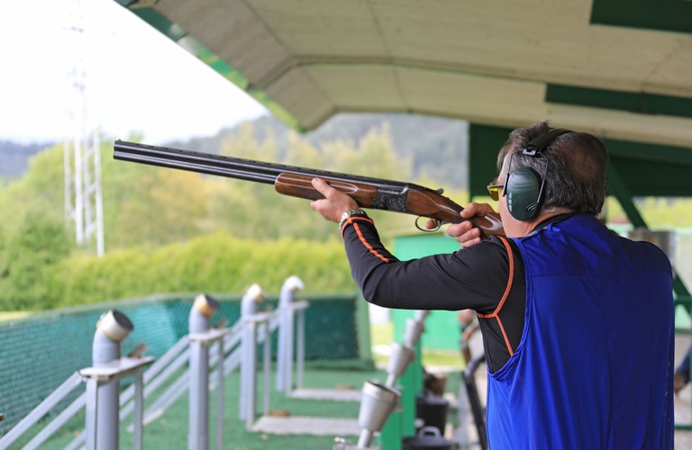 シューティングスポーツを楽しむ | 東京の銃砲なら有限会社吉田銃器