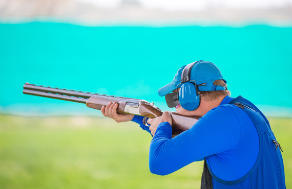 スクールを運営 | 東京の銃砲なら有限会社吉田銃器